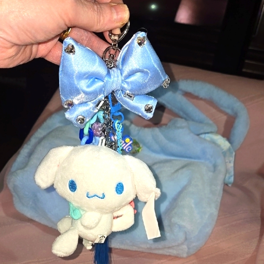 Blue Plush Cinnamoroll Bag with Cinnamoroll Plush Keychain - Picture 16 of 16
